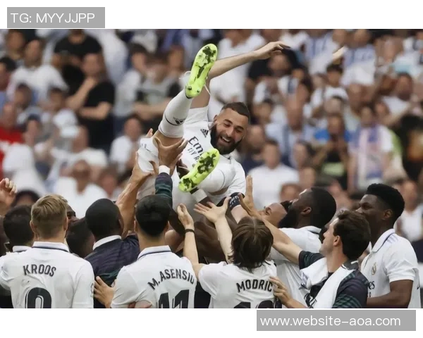 马约拉尔回顾皇马生涯感激本泽马的支持与帮助