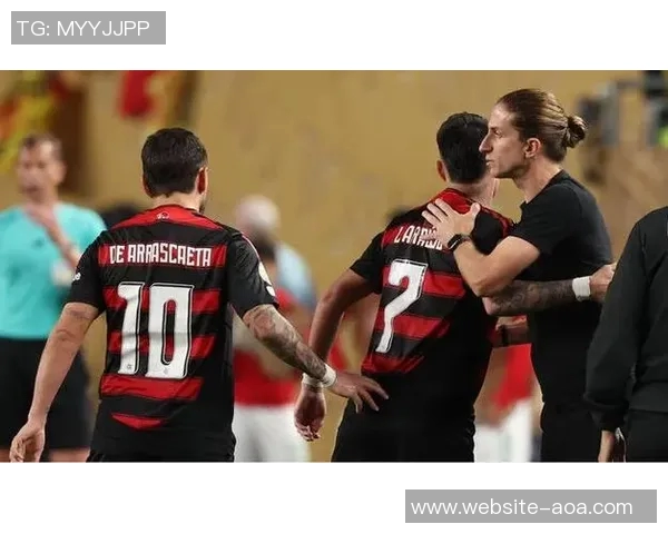 费利佩路易斯带队冲击决赛有望成解放者杯历史第九位双冠球员教练