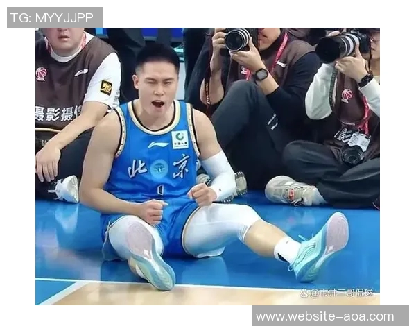 付豪独得33分却难救主赛后感到失落球队未能赢得比赛 付豪独得33分却难救主赛后感到失落球队未能赢得比赛