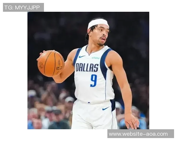 浓眉称赞内姆哈德表现出色落选秀逆袭成球队重要一员